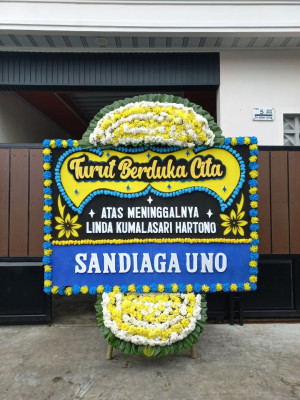 Papan Bunga Duka di Salamadeg Timur